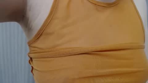 Snapshot of lillkit chatting on 17, 12, 2024 Lilu online show from 17, 12, 2024