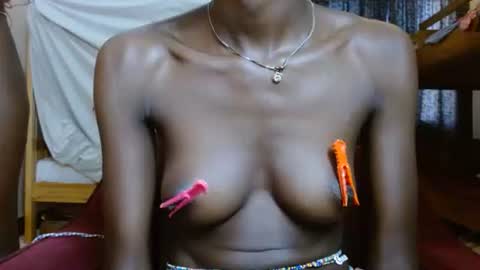 Snapshot of lilly_freak chatting on 13, 9, 2025 Des online show from 13, 9, 2025