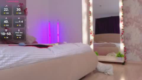 lilly_lux online show from 18, 4, 2026