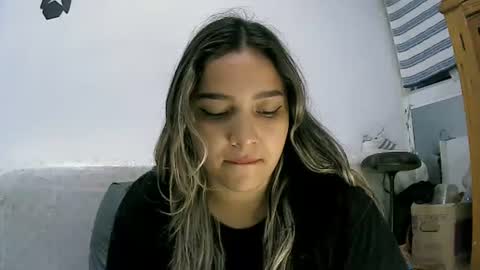 Sey - Lilly  online show from 4, 4, 2026