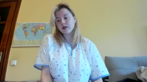 Lilly Depp online show from 23, 10, 2025