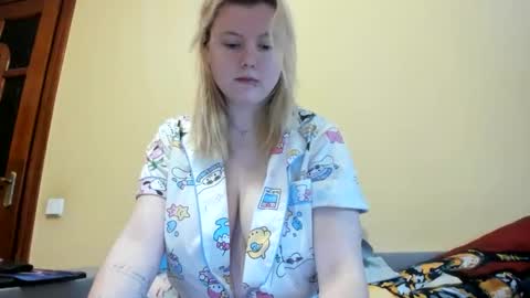 Lilly Depp online show from 23, 11, 2025