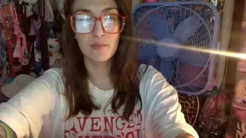 hi guys im back on here 3 online show from 5, 11, 2025