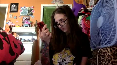 Snapshot of lillylushabae chatting on 7, 6, 2026 hi guys im back on here 3 online show from 7, 6, 2026