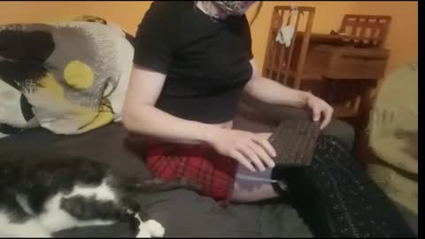 Lilli Sissy SlutCat online show from 9, 1, 2026