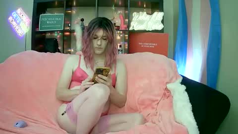 lillyVonT online show from 28, 9, 2025