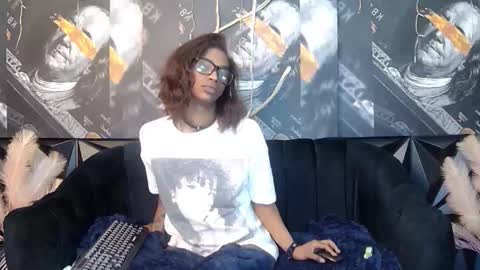Snapshot of lilmissbaddiexxx chatting on 20, 11, 2025 lilmissbaddiexxx online show from 20, 11, 2025
