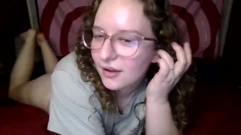 LilPies  online show from 28, 2, 2025