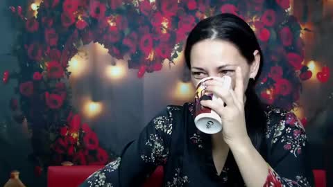 lilugrants online show from 5, 2, 2025