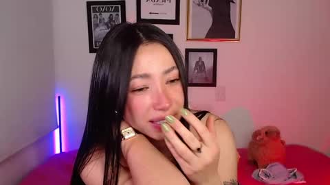 Snapshot of lily_evans_ chatting on 9, 1, 2025 just lily online show from 9, 1, 2025