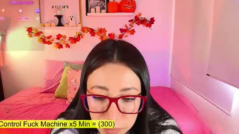 Snapshot of lily_evans_ chatting on 1, 10, 2025 just lily online show from 1, 10, 2025
