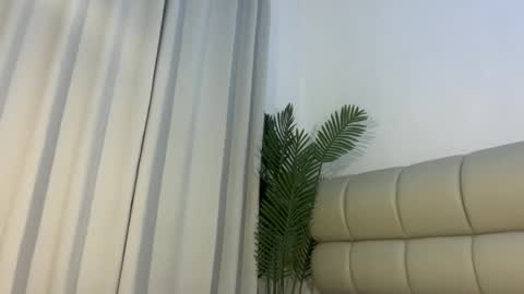 Snapshot of lily_kaye chatting on 4, 6, 2026 rika online show from 4, 6, 2026