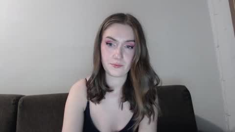 lily_love_x online show from 2, 12, 2025