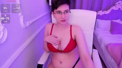 Snapshot of lily_merlin chatting on 28, 2, 2025 Lily online show from 28, 2, 2025