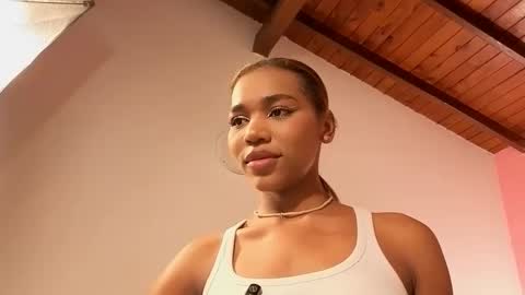 Lily Miiller online show from 12, 9, 2025