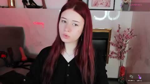 Snapshot of lily_moonlight chatting on 28, 6, 2026 Lily online show from 28, 6, 2026