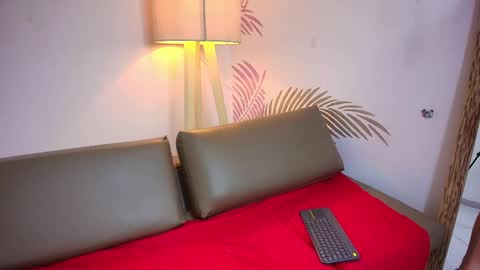 Lily Lauren online show from 3, 6, 2026