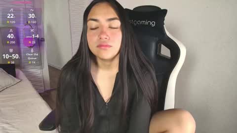 lily_waist online show from 18, 10, 2025