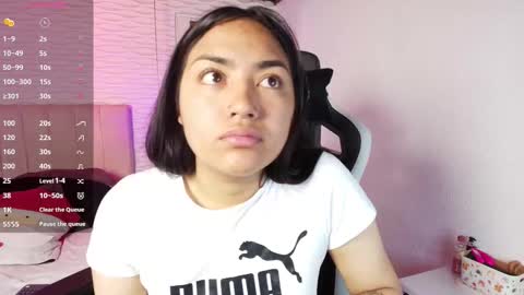 lily_waist online show from 14, 1, 2026