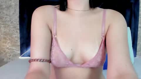 LilyWoodz online show from 12, 10, 2025