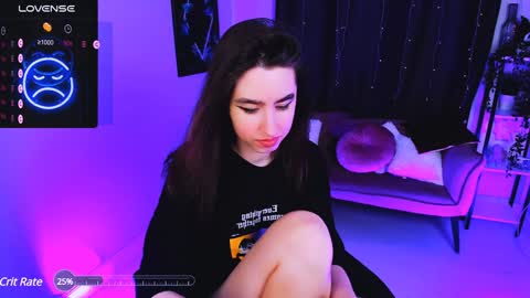 Snapshot of lily_xbaby chatting on 8, 12, 2024 LILY online show from 8, 12, 2024