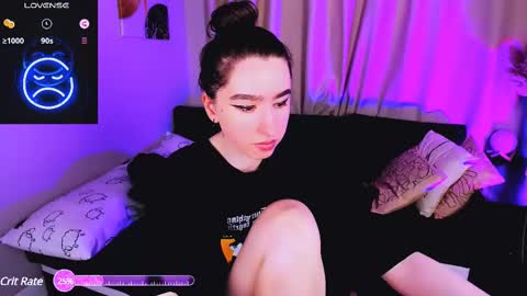 Snapshot of lily_xbaby chatting on 12, 3, 2025 LILY online show from 12, 3, 2025