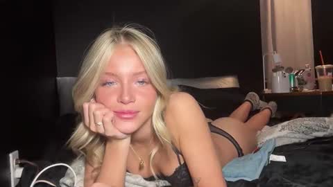 LILYBABYYY online show from 27, 2, 2026