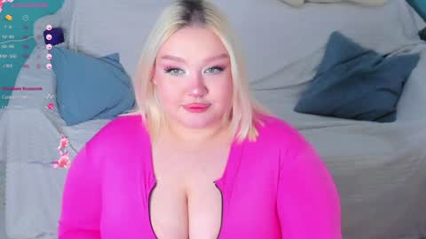 Snapshot of lilybelll chatting on 19, 1, 2025 Lily online show from 19, 1, 2025