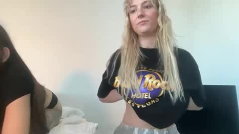 lilybrown07 online show from 2, 3, 2026