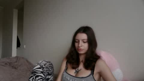 Snapshot of lilycandy_ chatting on 5, 11, 2025 lilycandy_ online show from 5, 11, 2025