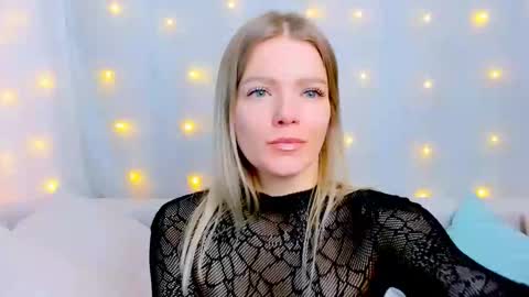 lilydavisss online show from 8, 1, 2026