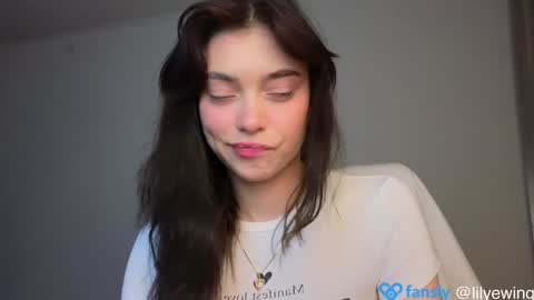 Snapshot of lilyewing_ chatting on 29, 1, 2025 Lily   online show from 29, 1, 2025