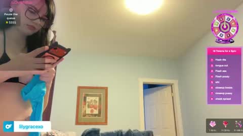 Lily Grace online show from 22, 2, 2026