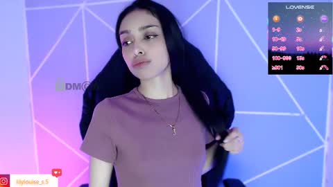 Snapshot of lilylouisee_ chatting on 13, 6, 2026 Liliana louise online show from 13, 6, 2026