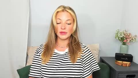 Lily online show from 30, 5, 2026