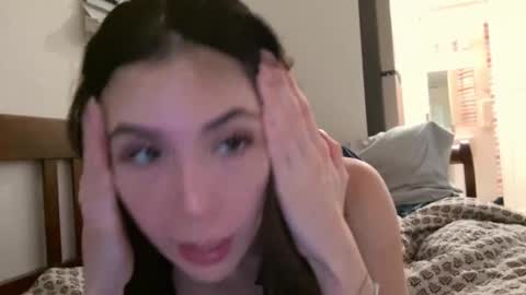 Snapshot of lilylustxoxo chatting on 3, 2, 2026 lilylustxoxo online show from 3, 2, 2026