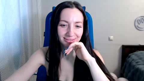 Snapshot of lilymellow chatting on 13, 12, 2024 Lily online show from 13, 12, 2024