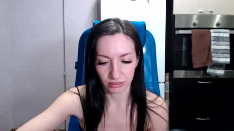 Snapshot of lilymellow chatting on 17, 1, 2025 Lily online show from 17, 1, 2025