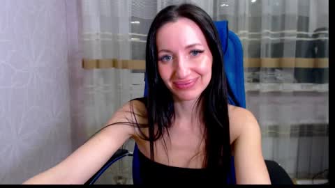 Snapshot of lilymellow chatting on 25, 1, 2025 Lily online show from 25, 1, 2025