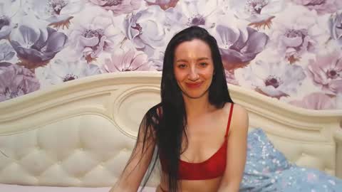 Snapshot of lilymellow chatting on 8, 3, 2025 Lily online show from 8, 3, 2025
