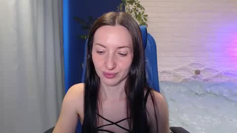 Snapshot of lilymellow chatting on 13, 9, 2025 Lily online show from 13, 9, 2025