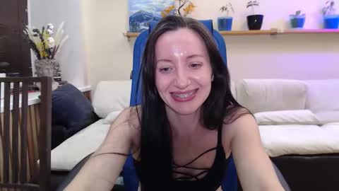 Snapshot of lilymellow chatting on 13, 9, 2025 Lily online show from 13, 9, 2025