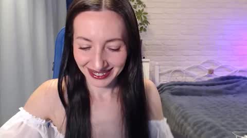 Snapshot of lilymellow chatting on 17, 10, 2025 Lily online show from 17, 10, 2025
