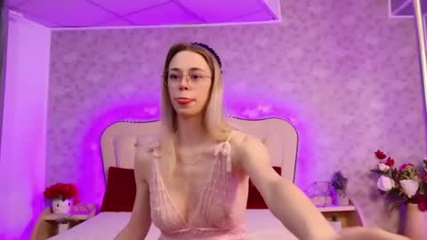 Snapshot of lilyrose_ chatting on 5, 7, 2026 online show from 5, 7, 2026