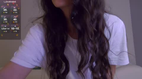 Snapshot of lilyroselyn chatting on 25, 10, 2025 Lily online show from 25, 10, 2025