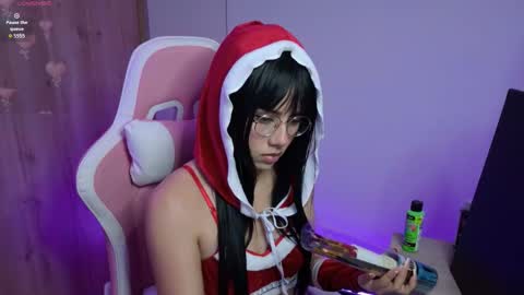 lily help me to collect more cosplay online show from 23, 12, 2025