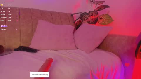 Snapshot of lilysoto chatting on 19, 11, 2025 Lily online show from 19, 11, 2025