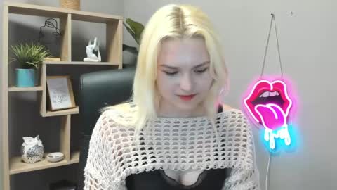 Lily online show from 22, 5, 2026