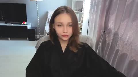 Scarlet online show from 27, 6, 2026