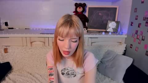 Lina blueeyed    GMT3 1100-1700 Mon Wed Thu Sat Sun online show from 4, 2, 2025